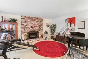 1 Northlite Cir, Sacramento, CA 95831 - Photo 10
