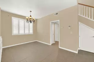 5523 Tamarindo Ln, Elk Grove, CA 95758 - Photo 22