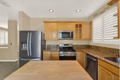 5523 Tamarindo Lane, Elk Grove, CA 95758 - Photo 38