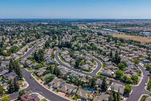 7613 Glenbain Way, Elk Grove, CA 95758 - Photo 46