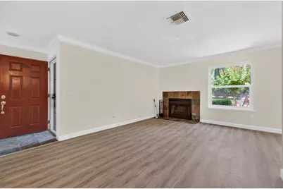 7121 Stella Lane #19, Carmichael, CA 95608 - Photo 2