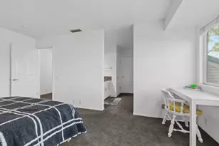 2280 Hurley Way, Sacramento, CA 95825 - Photo 16