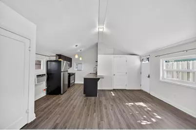 4201 56th Street, Sacramento, CA 95820 - Photo 38