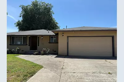 7540 Lemon Hill Ave, Sacramento, CA 95824 - Photo 1