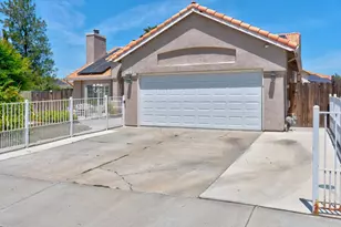 1700 San Simeone Way, Los Banos, CA 93635 - Photo 6