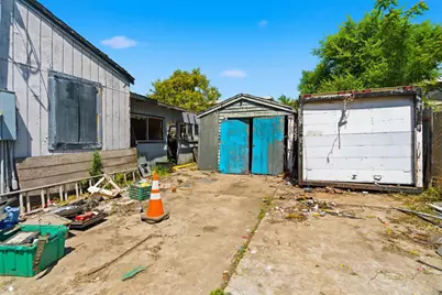 1823 W Acacia Street, Stockton, CA 95203 - Photo 34