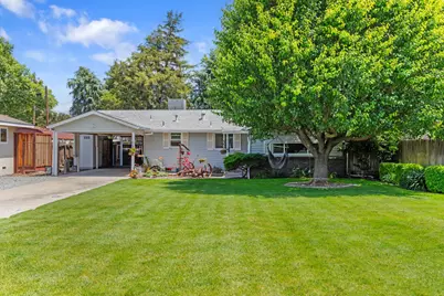 638 Orange Avenue, Ripon, CA 95366 - Photo 1