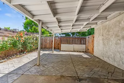 638 Orange Avenue, Ripon, CA 95366 - Photo 22