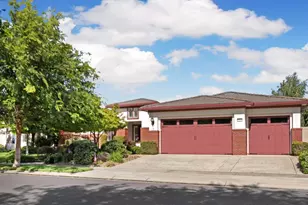 2424 Ashbridge Ln, Manteca, CA 95336 - Photo 2