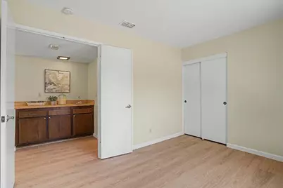 6 Lacota Court, Sacramento, CA 95823 - Photo 20