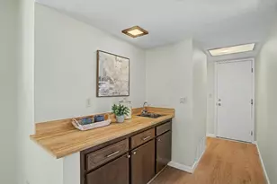 6 Lacota Ct, Sacramento, CA 95823 - Photo 18
