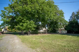1090 Gilstrap Ave, Gridley, CA 95948 - Photo 6