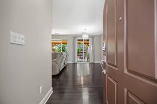 17 Kings Beach Pl, Sacramento, CA 95835 - Photo 4