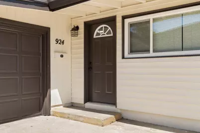 924 Cummins Way, West Sacramento, CA 95605 - Photo 4