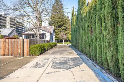 5652 Broadway, Sacramento, CA 95820 - Photo 12