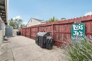 5031 Quonset Dr, Sacramento, CA 95820 - Photo 28