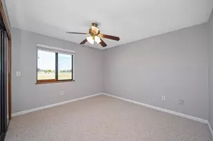 7495 Passalis Ln, Sacramento, CA 95829 - Photo 16