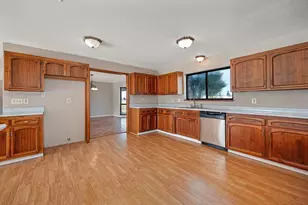 7495 Passalis Ln, Sacramento, CA 95829 - Photo 36