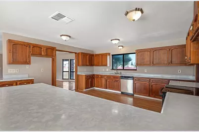 7495 Passalis Lane, Sacramento, CA 95829 - Photo 28