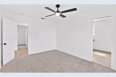 5624 E Washington Street, Stockton, CA 95215 - Photo 8