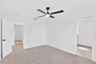 5624 E Washington St, Stockton, CA 95215 - Photo 8