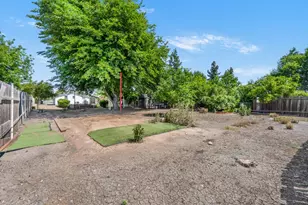 5624 E Washington St, Stockton, CA 95215 - Photo 30