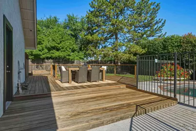 1812 Summerhill Drive, Roseville, CA 95661 - Photo 28