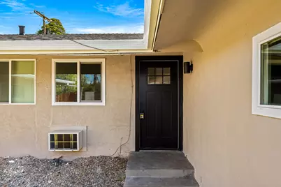 800 Woodrow Street, Lodi, CA 95240 - Photo 2