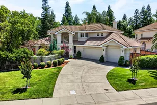 3324 La Playa Dr, Davis, CA 95618 - Photo 2