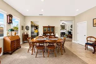 1176 Obsidian Ct, Los Banos, CA 93635 - Photo 6