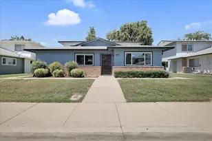 1217 Casita Dr, Yuba City, CA 95991 - Photo 2