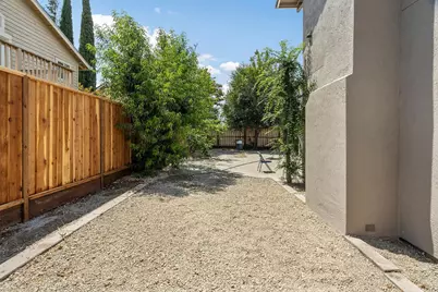 360 Mount Oso Avenue, Tracy, CA 95376 - Photo 24