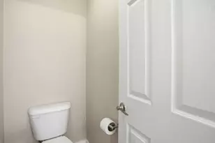 1867 Maude St, Stockton, CA 95206 - Photo 14