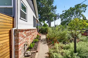 2886 Belden St, Sacramento, CA 95815 - Photo 40