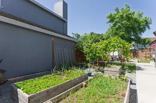 8984 Agate Creek Ct, Elk Grove, CA 95758 - Photo 36