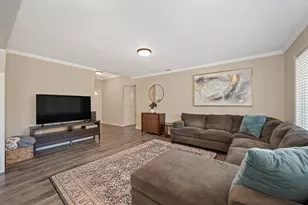 6523 Woodpark Way, Citrus Heights, CA 95621 - Photo 6