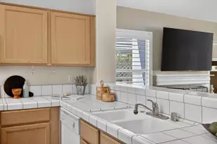 7019 Lost Lake Ln, Roseville, CA 95747 - Photo 10