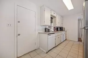5629 49th St, Sacramento, CA 95824 - Photo 14