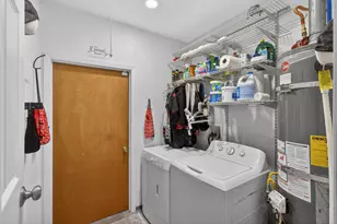 5700 Revelstok Dr, Sacramento, CA 95842 - Photo 38