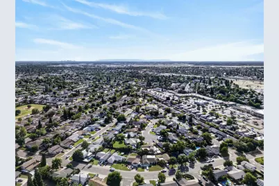 5700 Revelstok Drive, Sacramento, CA 95842 - Photo 52