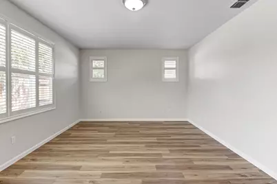 9649 Glacier Creek Way, Elk Grove, CA 95624 - Photo 24