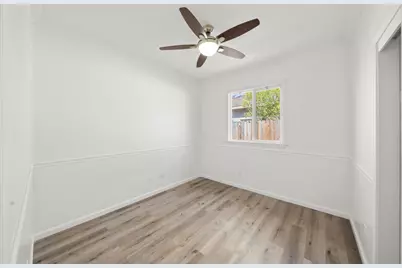7775 Dersingham Drive, Sacramento, CA 95829 - Photo 32