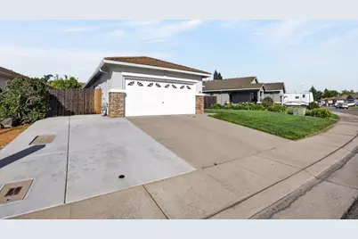 7915 Neyland Way, Sacramento, CA 95829 - Photo 2