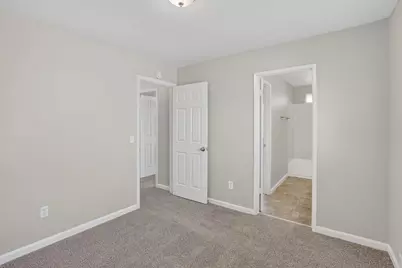 167 Creekside Circle, Sacramento, CA 95823 - Photo 34
