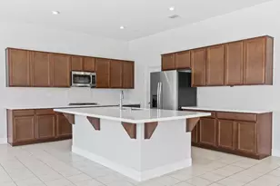 566 Albany St, Lathrop, CA 95330 - Photo 4