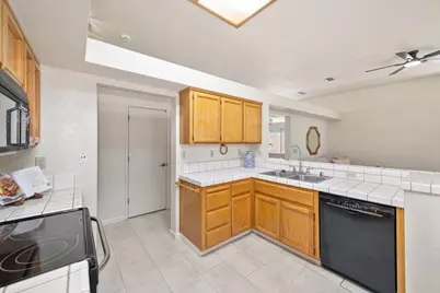 967 Conwell Court, Galt, CA 95632 - Photo 24