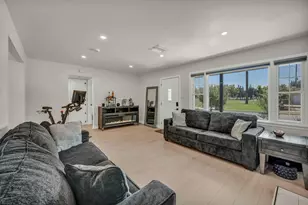 8 17th St, West Sacramento, CA 95691 - Photo 8