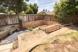 252 E Clinton Ave, Atwater, CA 95301 - Photo 18