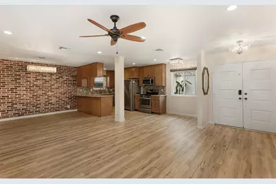 2650 Water Tree Way, Sacramento, CA 95826 - Photo 12