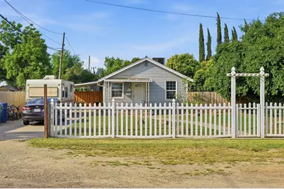 1820 E 23rd Street, Merced, CA 95340 - Photo 2